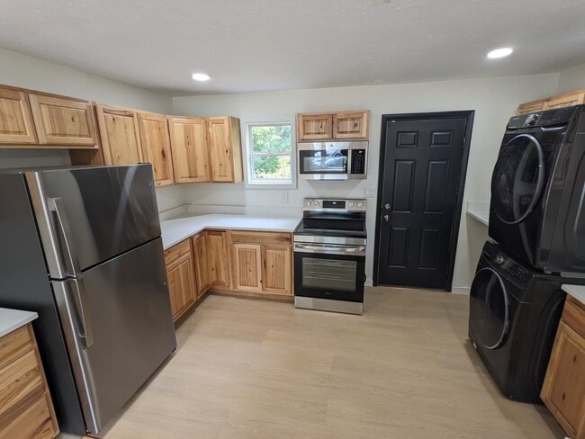 Building Photo - 9696 Adair Ct