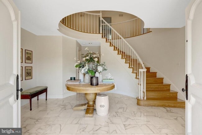 Building Photo - 6305 Dunaway Ct