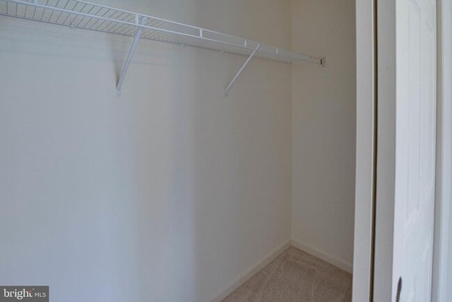 Building Photo - 25636 Pleasant Valley Rd