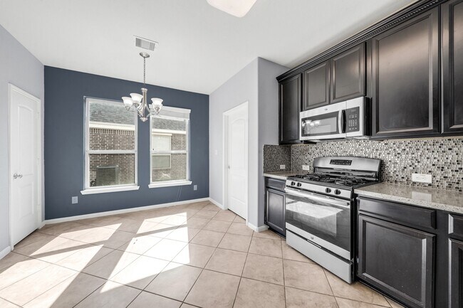 Building Photo - 20214 Weeping Pine Way