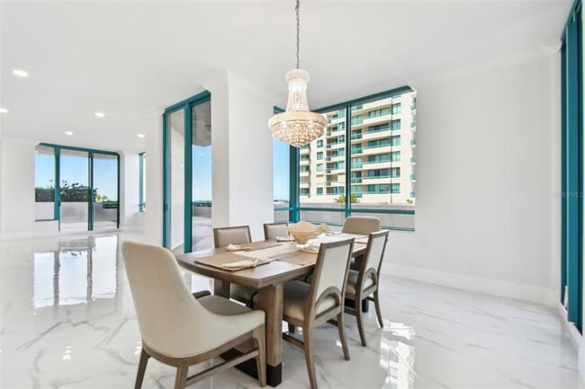 Building Photo - 1560 Gulf Blvd