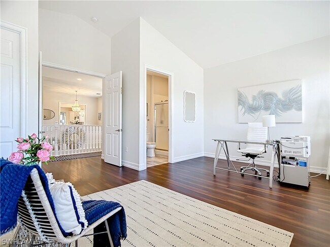 Building Photo - 4752 Stratford Ct