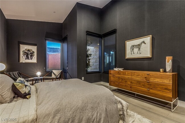 Building Photo - 2240 Sky Pointe Ridge Dr