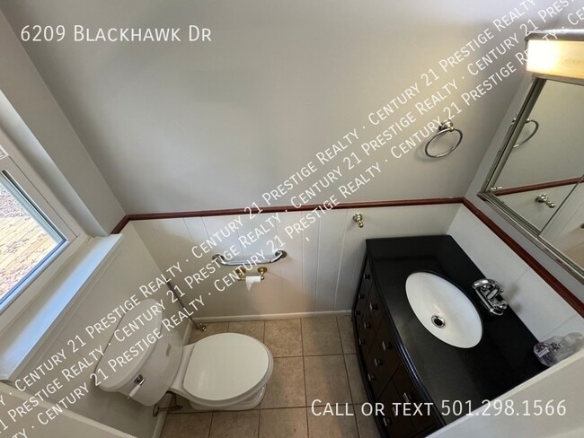 Building Photo - 6209 Blackhawk Dr