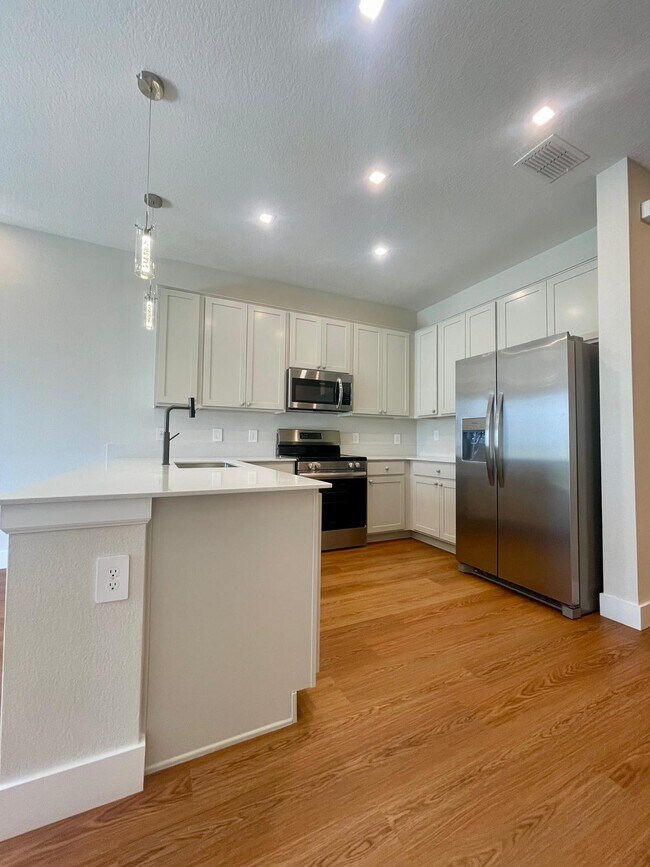 Building Photo - 6159 Park Promenade Way
