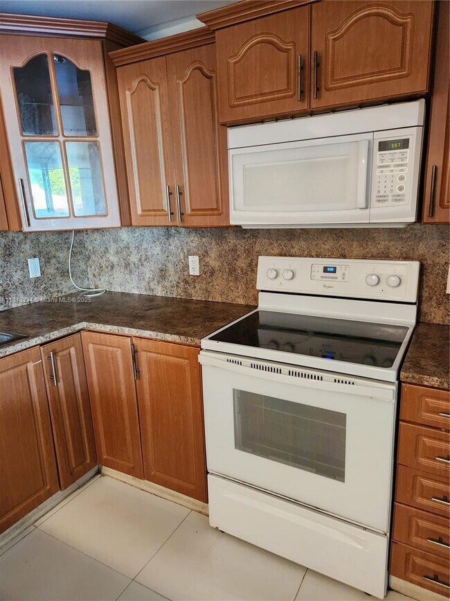 Building Photo - 2055 SW 122nd Ave