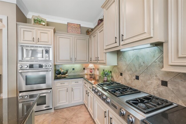 Building Photo - 2603 Little Lake Ct