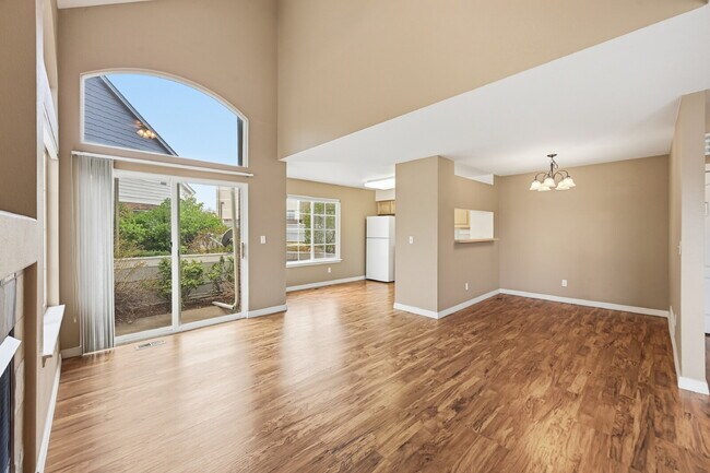 Building Photo - $2,260.95 - 2 Bed, 2 Bath Condo in Parker with In Unit Laundry and Central AC!