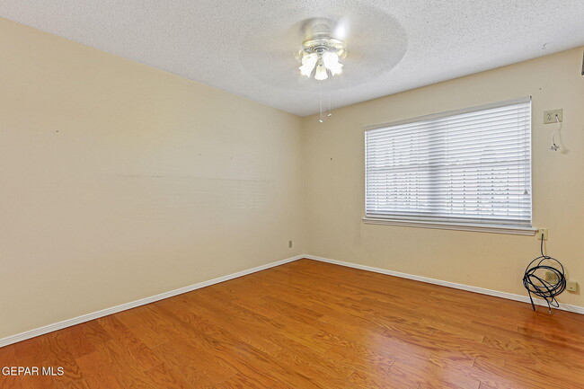 Building Photo - 9000 McCabe Dr