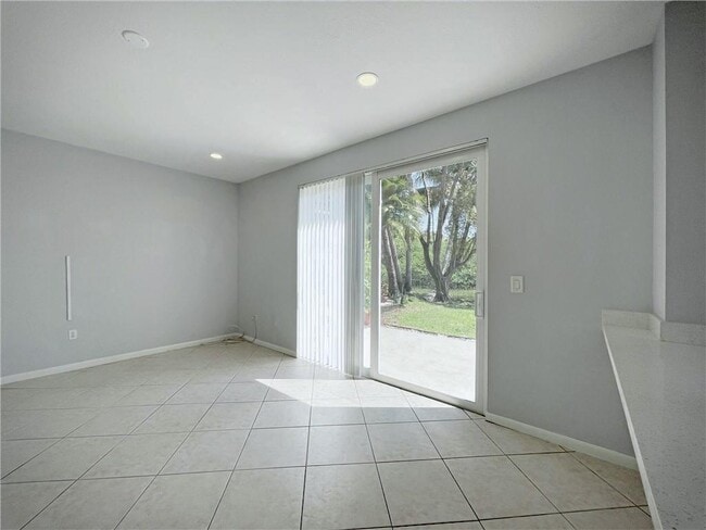 Building Photo - 777 NW 151st Ave
