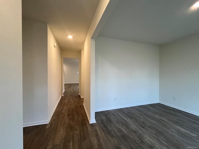 Building Photo - 3336 Meriwether Dr