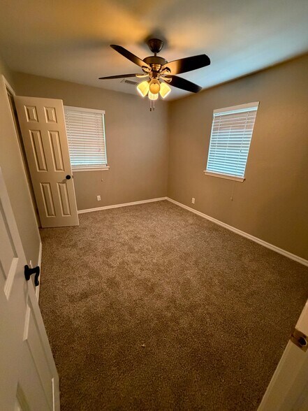 Building Photo - 329 N Date St