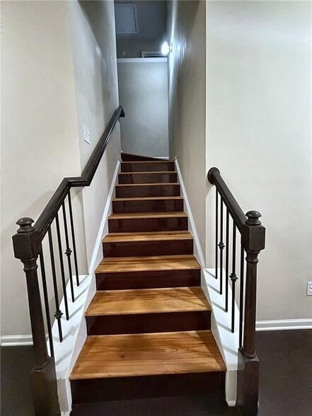 Building Photo - 2573 Chimney Hill Pl
