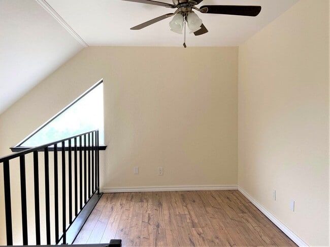 Building Photo - 11530 N May Ave