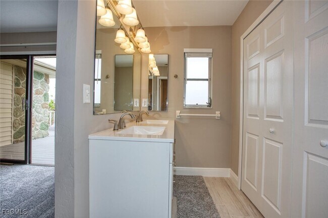 Building Photo - 5917 Littlestone Ct