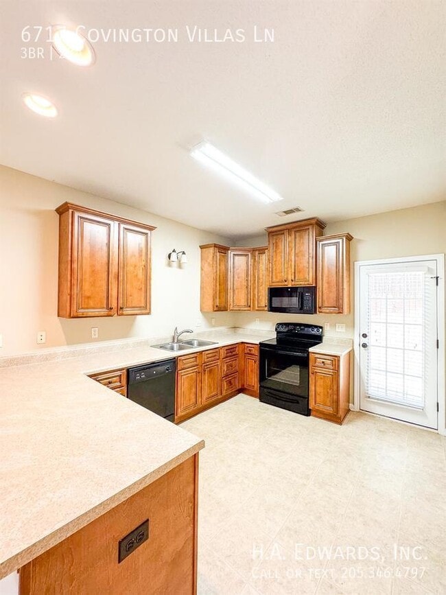 Building Photo - 6717 Covington Villas Ln