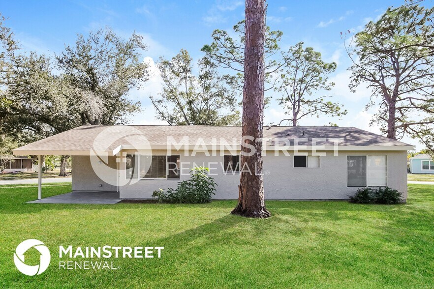 Building Photo - 5183 Trekell St