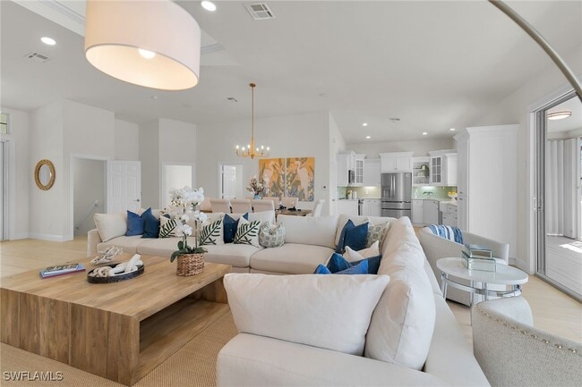 Building Photo - 50 N Sunset St