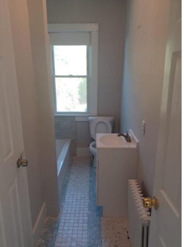 Building Photo - 4621 Howell St