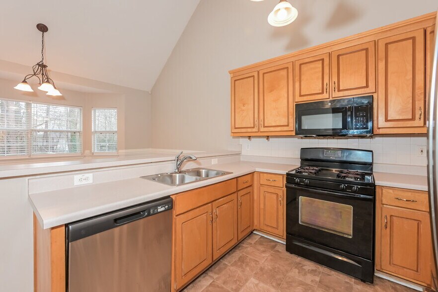 Building Photo - 1511 Mariray Ct