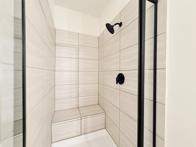 Building Photo - 16575 Oasis Glade Dr