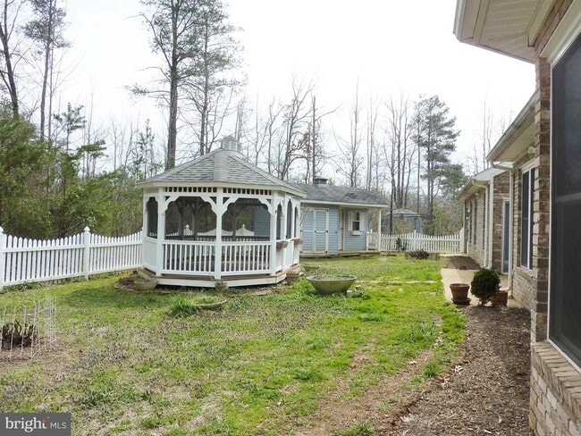 Building Photo - 267 Cedar Ridge Dr