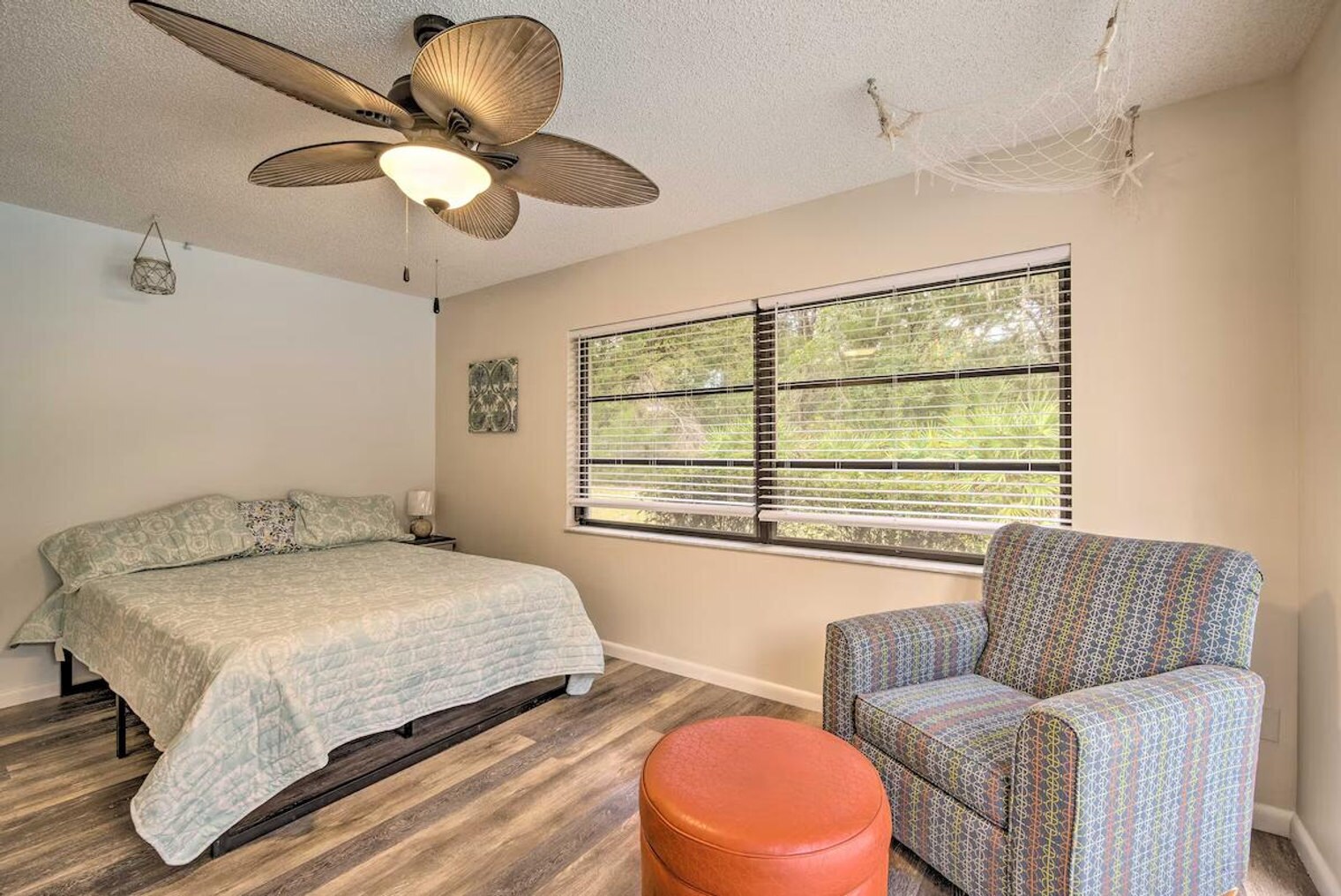 Building Photo - 6 Shumard Ct N