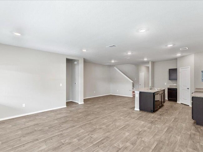 Building Photo - 6305 Wideleaf Dr