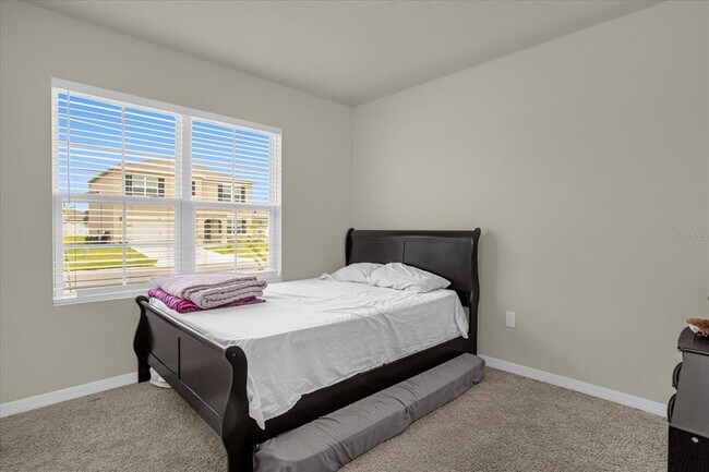 Building Photo - 1842 Egret Meadows Ave