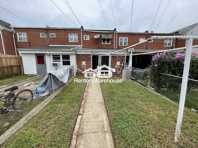 Building Photo - 2363 Searles Rd