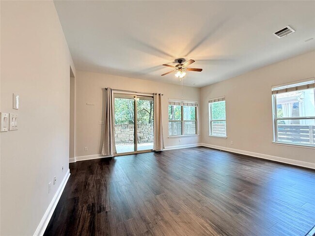 Building Photo - 10911 Hidden Caves Way