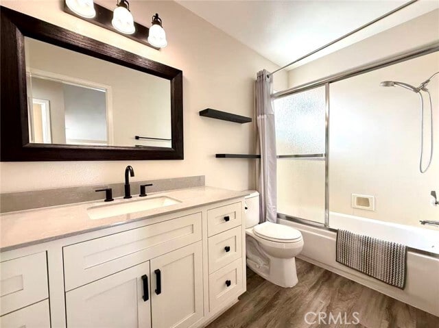 Building Photo - 15452 Quiet Oak Dr