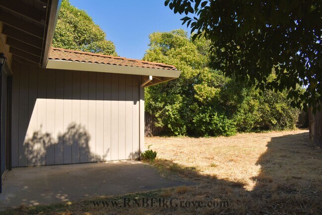 Building Photo - 8700 Cullen Ct