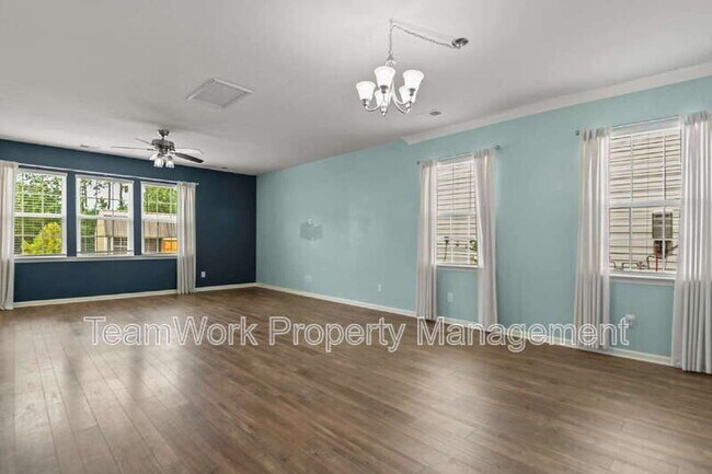 Building Photo - 126 Daniels Creek Cir