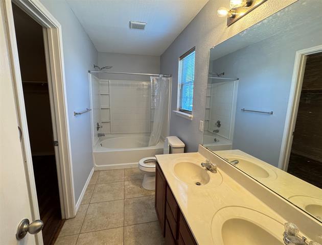Building Photo - 6909 Planters Row Dr