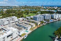 Building Photo - 160 S Shore Dr