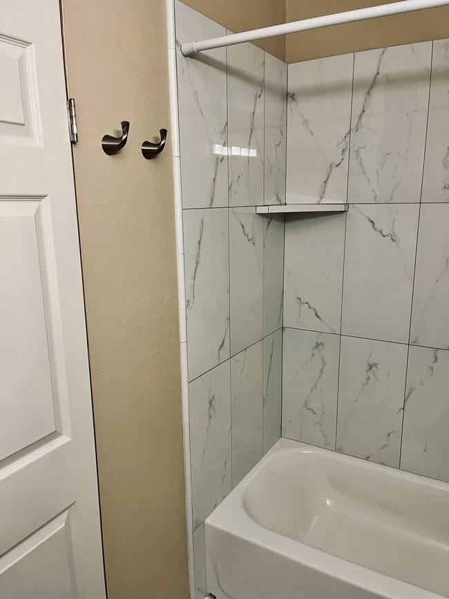 Building Photo - 3663 S Sheridan Blvd