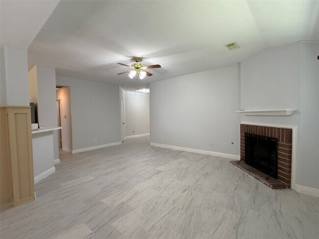 Building Photo - 14419 Golden Cypress Ln
