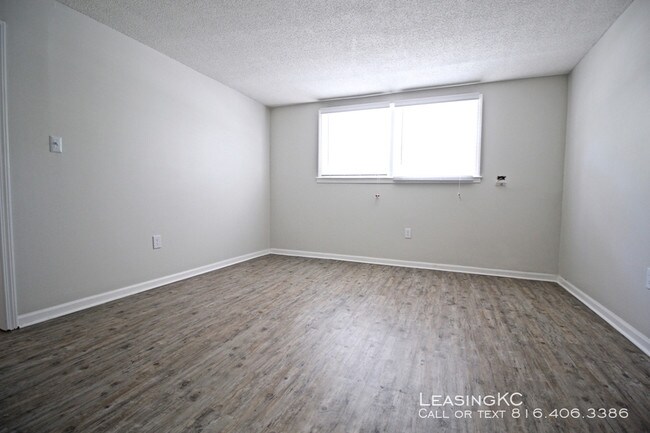 Building Photo - Eaton Street Apartments