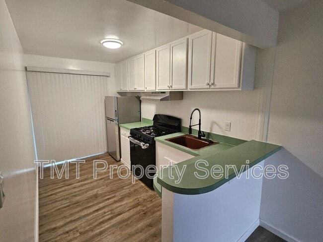 Building Photo - 2619 Acacia St