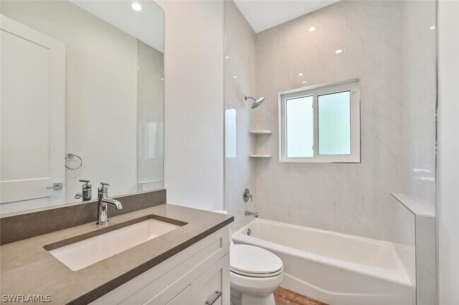 Building Photo - 4231 Crayton Rd