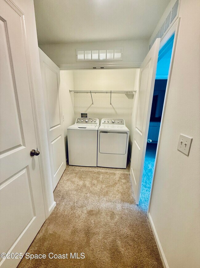 Building Photo - 1858 Bluewater Ln