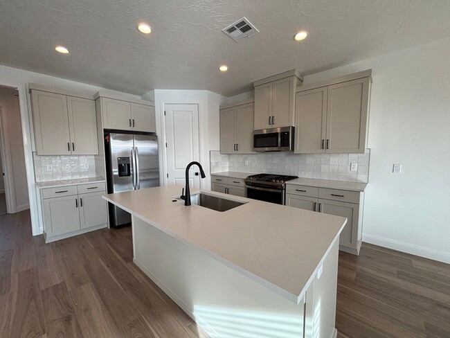 Primary Photo - BRAND NEW HOME BY SAND HOLLOW FOR RENT!