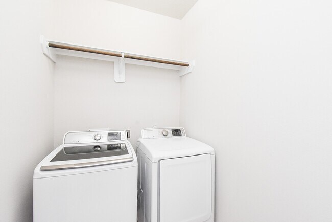 Building Photo - 24914 Alberti Sonata Dr