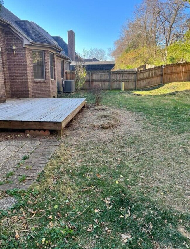 Building Photo - 184 Prewitt Dr