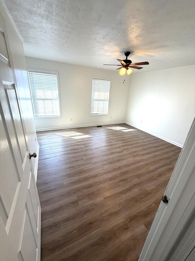 Building Photo - 2002 Brooklyn Blvd