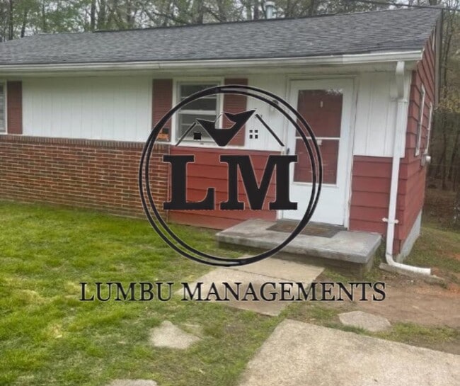 Building Photo - 517 Stephens St