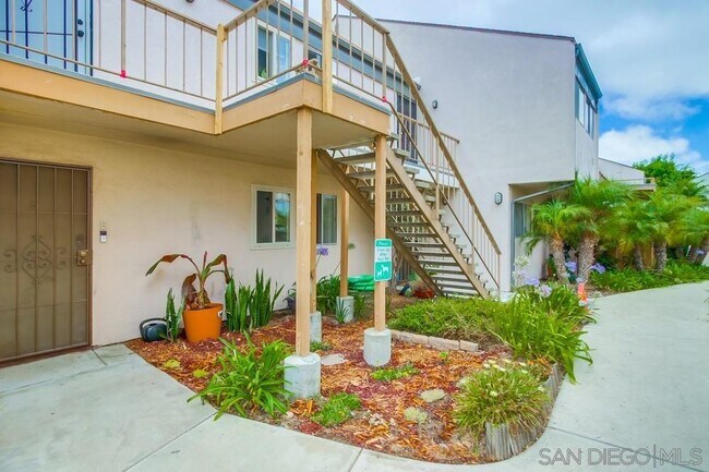 Building Photo - 4110 Mt Alifan Dr