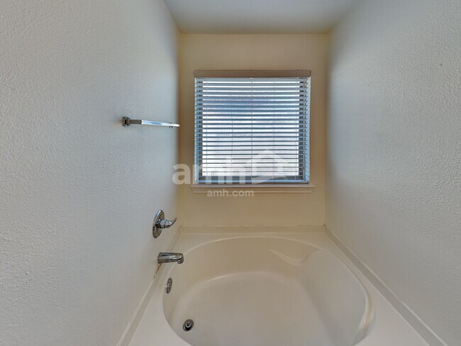 Building Photo - 416 Prescott Ln