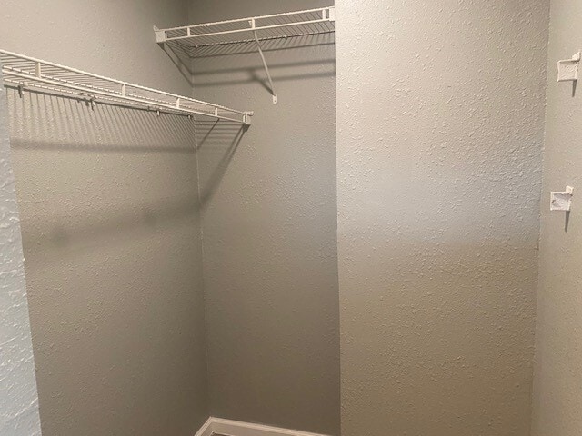 Building Photo - 19110 Yellow Thrush Dr